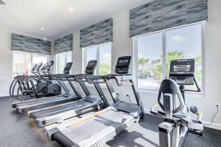 Cute Lakeview 2Br Condo With 2 Clubhouses كيسيمي المظهر الخارجي الصورة